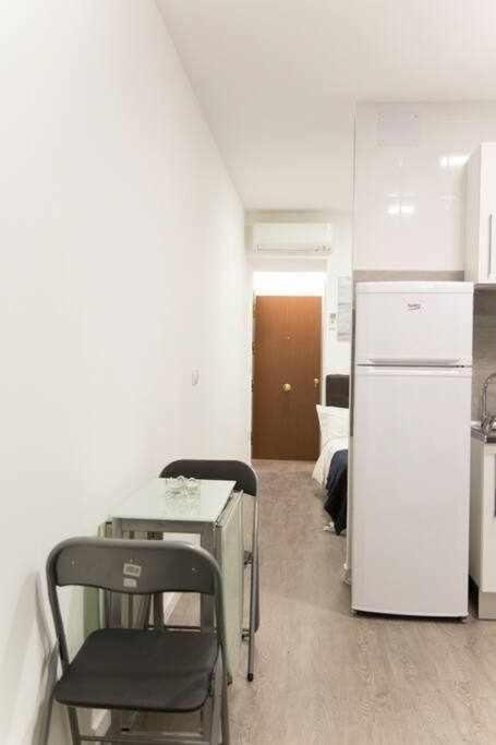 Comodo Y Agradable Estudio En Madrid Centro A5 外观 照片