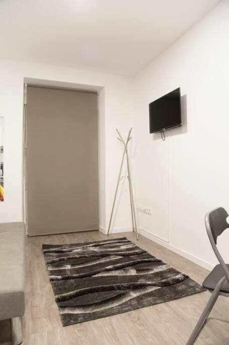 Comodo Y Agradable Estudio En Madrid Centro A5 外观 照片