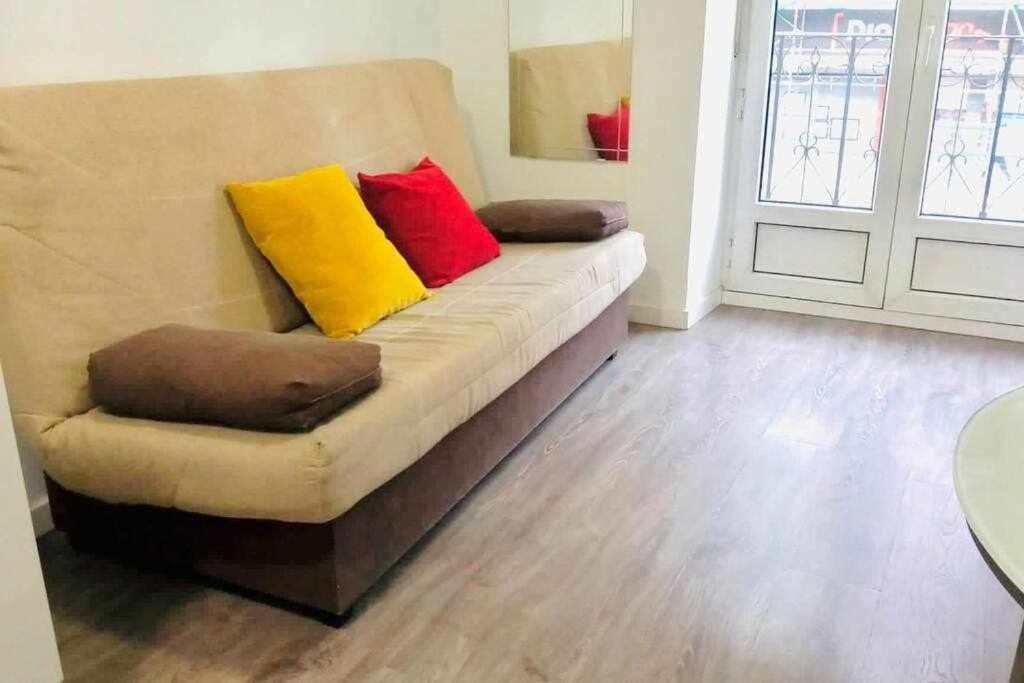 Comodo Y Agradable Estudio En Madrid Centro A5 外观 照片
